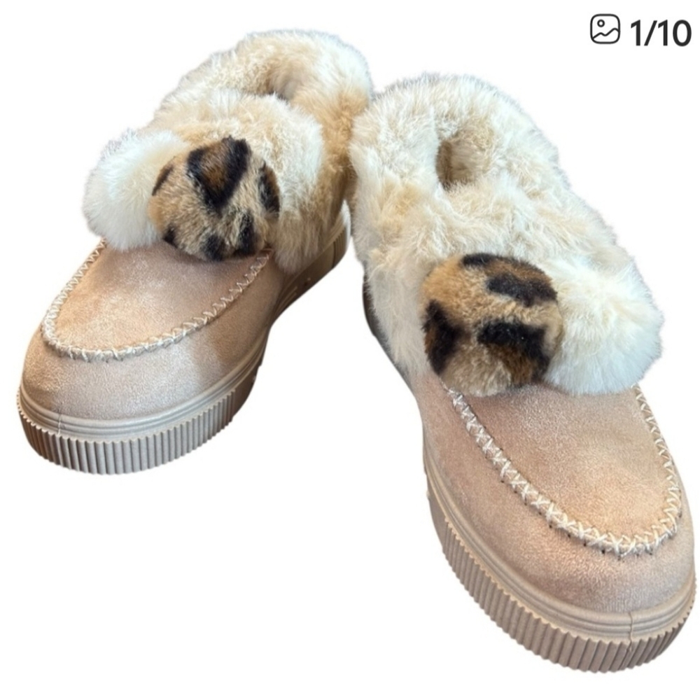 Journey Collection Sunset Faux Fur Lined Comfort Moccasin Slippers Beige 8.5